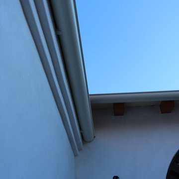 Half Round Rain Gutters in Encino California
