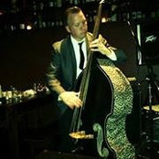 Johnny Lingo's photo