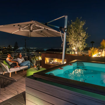 Modern Rooftop Deck