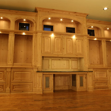 Bath/Closet 2
