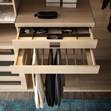 ZANETTE: walking closet