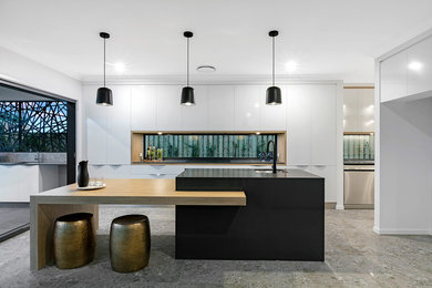 Photo of a contemporary kitchen in Brisbane.