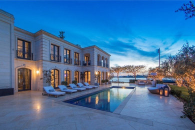 Example of a tuscan pool design in Orange County