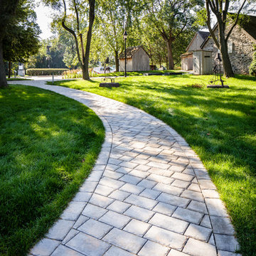 Modern Walkway Design