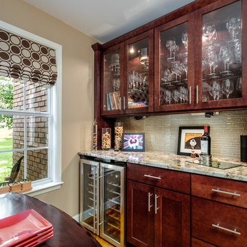 Mobile, Alabama kitchen features Integrity Cabinets