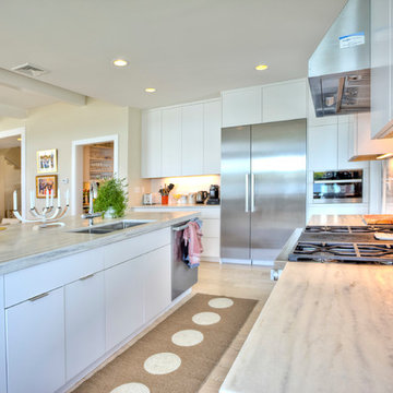 Super Efficient Light Filled Waterfront Home in Fairfield County