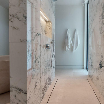Curbless showers