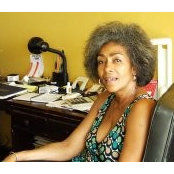 Angella Moores foto