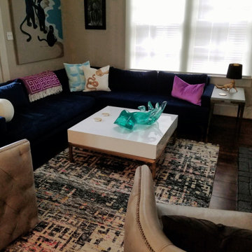 Our Sari Silk Rug adds a modern dimensional effect to this living room reveal!