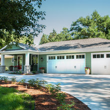 garage/guest house