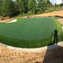 Putting Green/Pickleball Court