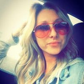 Annie Bus foto
