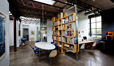 Bureau de la semaine : Un studio émerge d’un entrepôt en parpaings