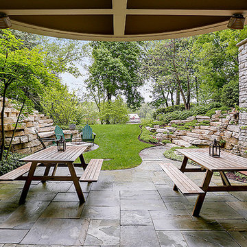 Beautiful Home on Lake Ellyn
