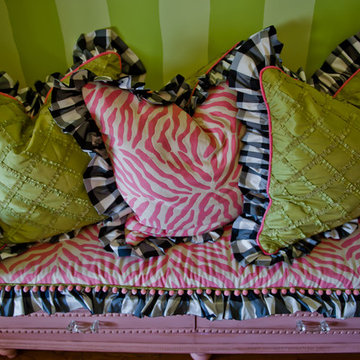 Tween Room - Pink, Black & White