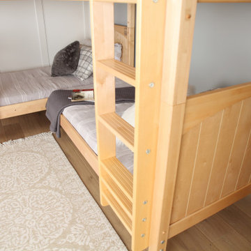 Natural Quad Bunk Bed with Straight Ladder