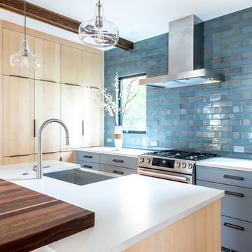 Contempoary Caesarstone Kitchen