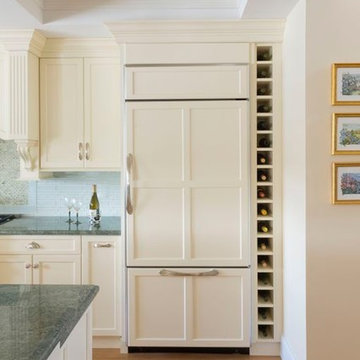 Village at South River | Custom Traditional Painted Kitchen