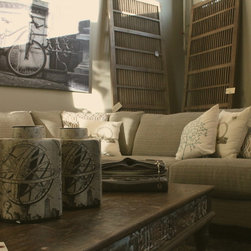 Couches and Sectionals - Products