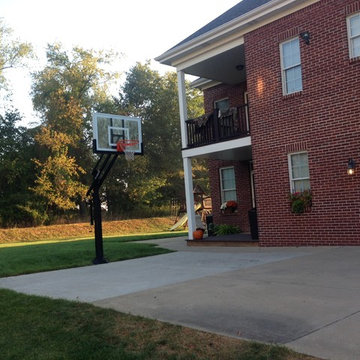 Ronald R's Pro Dunk Silver Basketball System on a 30x40 in Mcmurray, PA