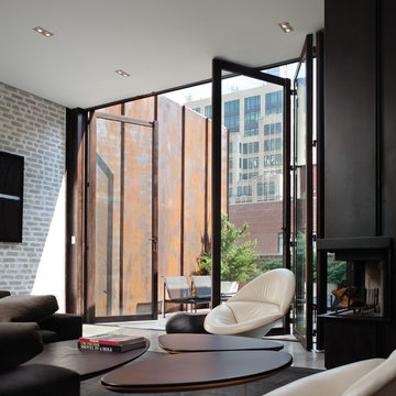 Inverted Warehouse/Townhouse
