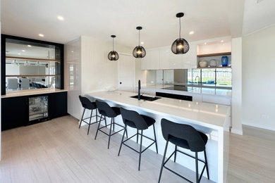 Mirrored Splashback install for Sentinel Homes