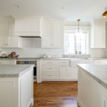 Beautiful Addition to Shingle-Style Home in Historic Chagrin Falls