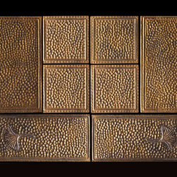 Bordered metallic-concrete tiles - Tile