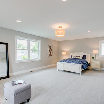Luxury in Lake of the Isles