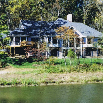 Wildhorse Creek - Custom home overlooking lake