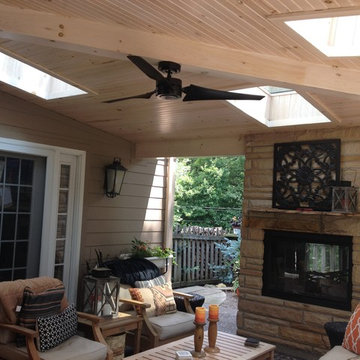 Upper St Clair Outdoor living space