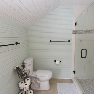 Lake House Bathroom 3
