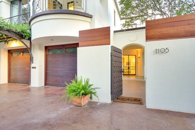 Eclectic entryway photo in Austin