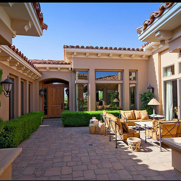 Interior Courtyard-Entry