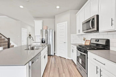 Example of a kitchen design in Houston
