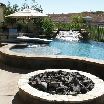 Negative Edge & Perimeter Overflow Pools in Las Vegas, Poolscapes LLC