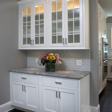 Medallion Cabinetry Lakeville Kitchen by Darren Press