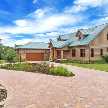 South Florida Timber Farmhouse