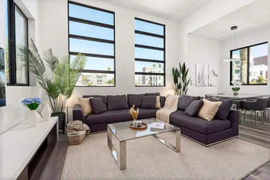 Minimalist living room photo in Los Angeles