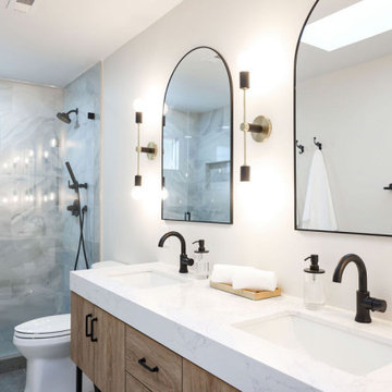 Master Bathroom - Transitional / Modern