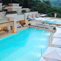 TUUCI: Ocean Master MAX Single Cantilever - Outdoor Umbrellas