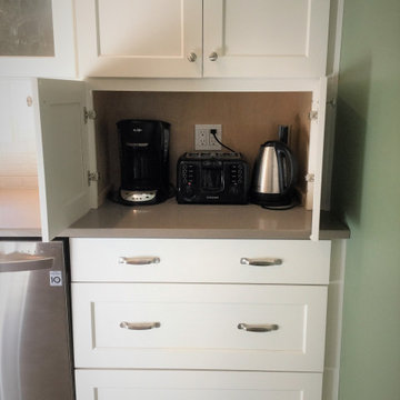 Small appliance garage