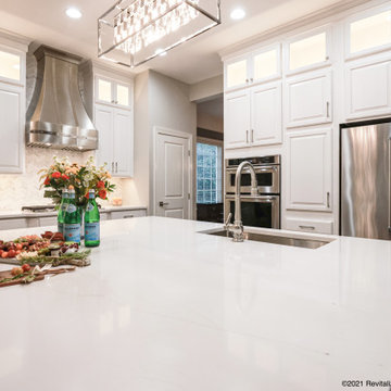 Glamorous Kitchen Makeover in Lansdowne, VA