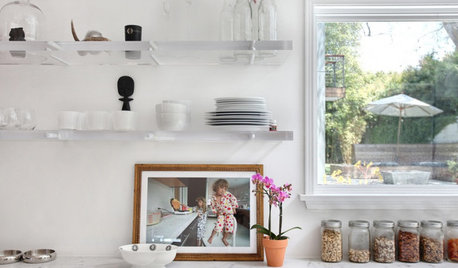 9 Stylish and Creative Wall Storage Solutions