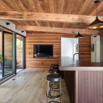 Sports Enthusiasts’ Hideaway by Klopf Architecture