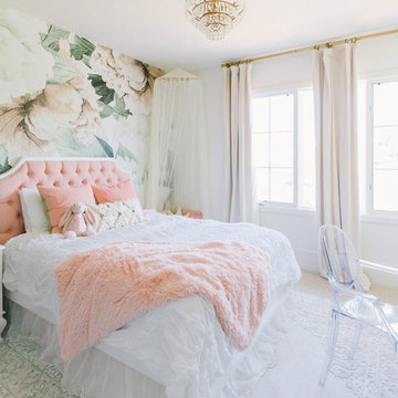 Girl's Floral Bedroom