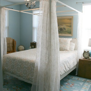 Stenciling a Guest Bedroom