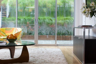 Inspiration for a contemporary living room remodel in San Francisco