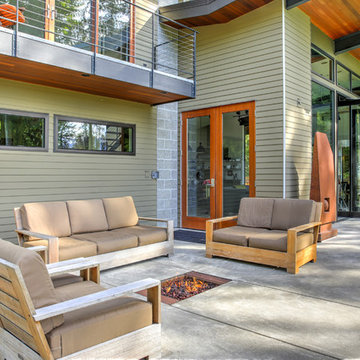 Mount Si Modern