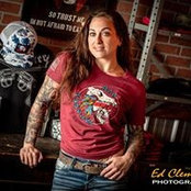 Shannon Lee's photo